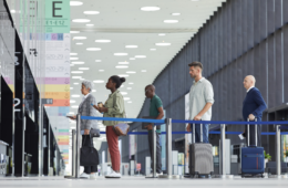 Autorizația Electronică de Călătorie UK (ETA) – noua regulă de intrare în Regatul Unit din februarie 2026